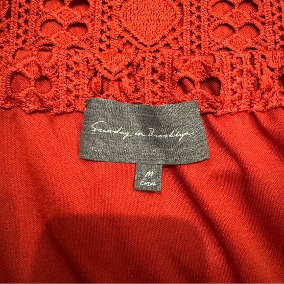SUNDAY IN BROOKLYN Womens M Anthropologie Rust Evie Off Shoulder Lined Lace Top - Picture 5 of 10